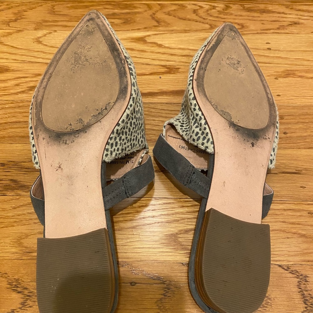 Leopard Print Pointed Mules - image 5